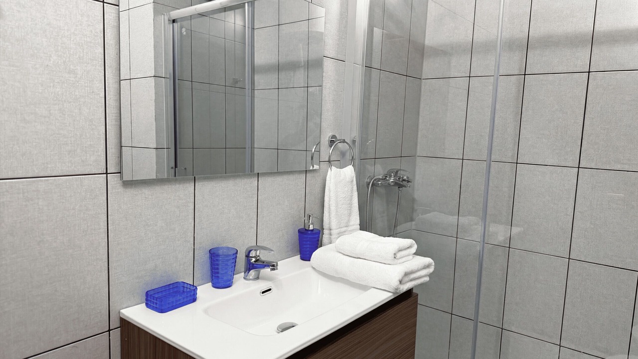 Photo of Bathroom in Golem