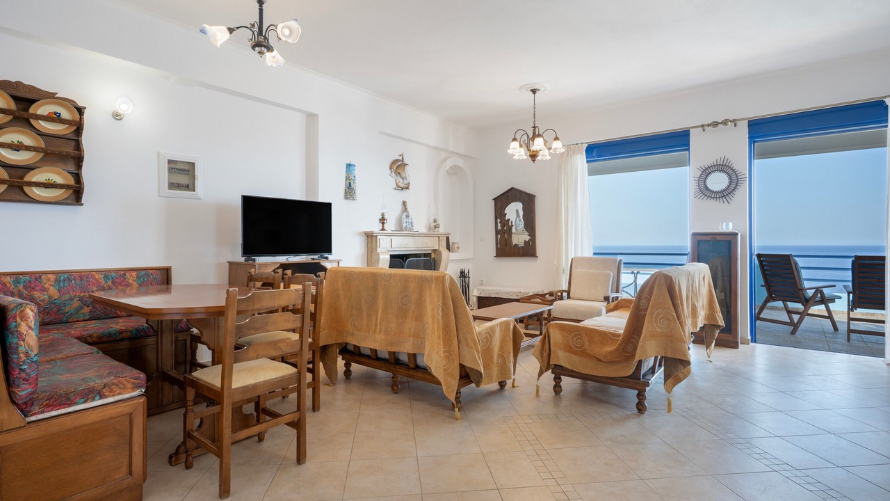 Photo of Livingroom in Pefki