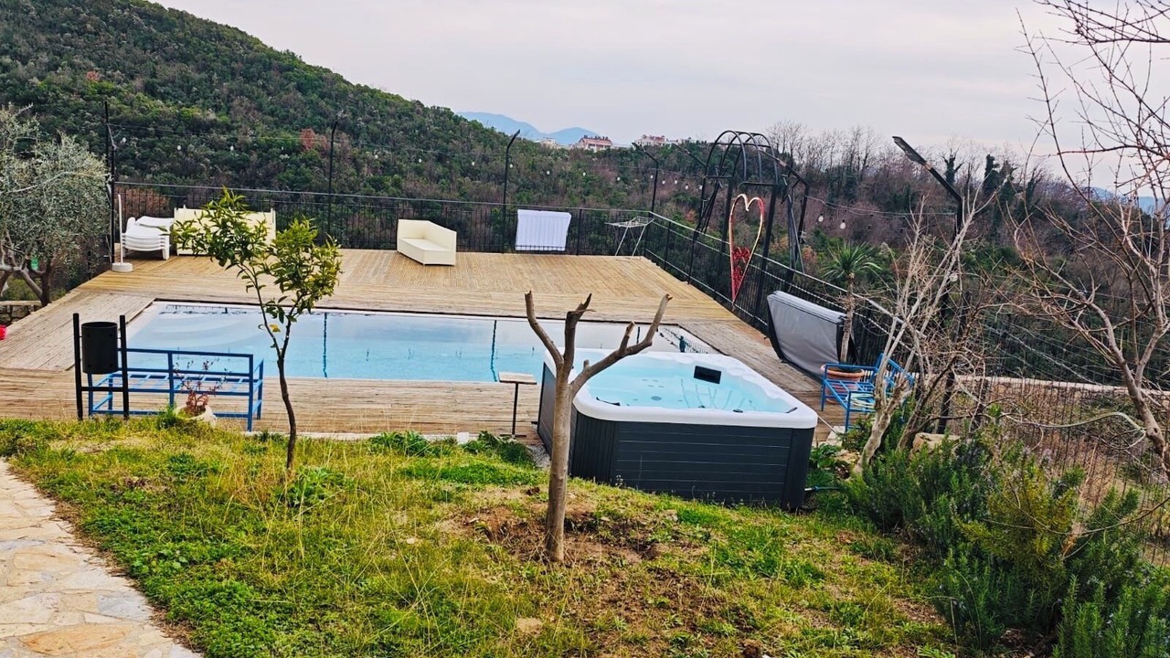 Photo of Outdoor in Tirana