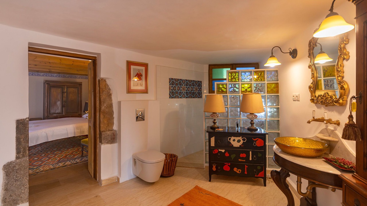 Photo of Bathroom in Panteli