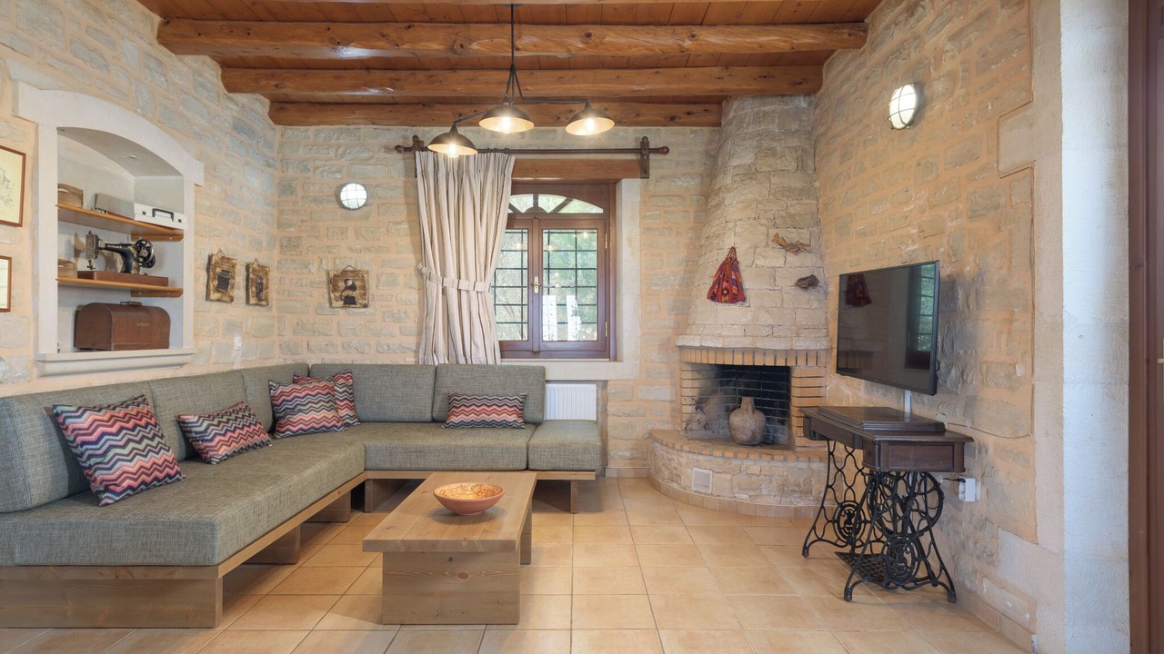 Photo of Livingroom in Atsipópoulon