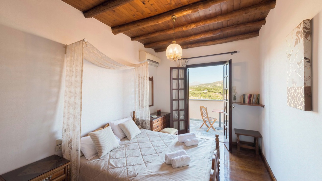 Photo of Bedroom in Atsipópoulon
