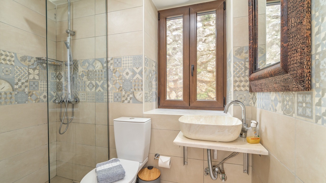 Photo of Bathroom in Drimonas