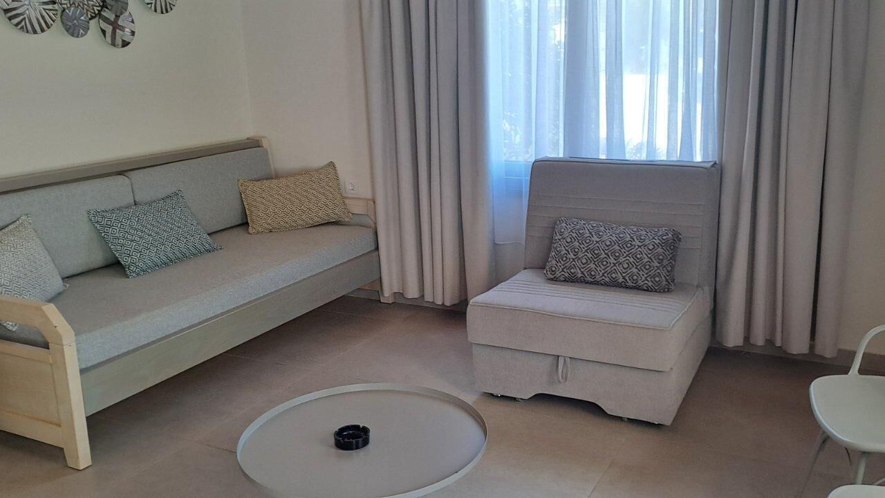 Photo of Livingroom in Limnionas