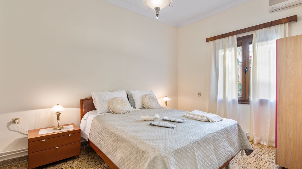 Photo of Bedroom in Platanias Town