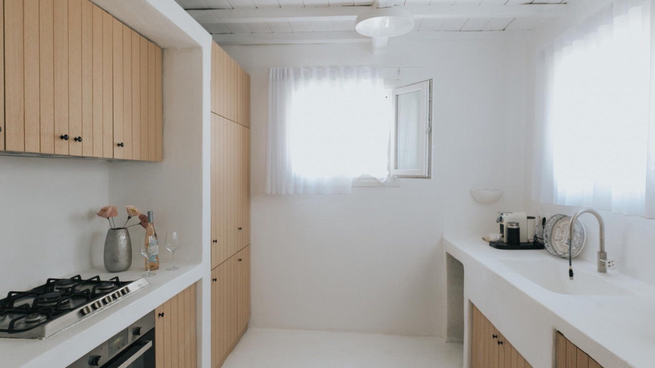 Photo of Kitchen in Platis Gialos