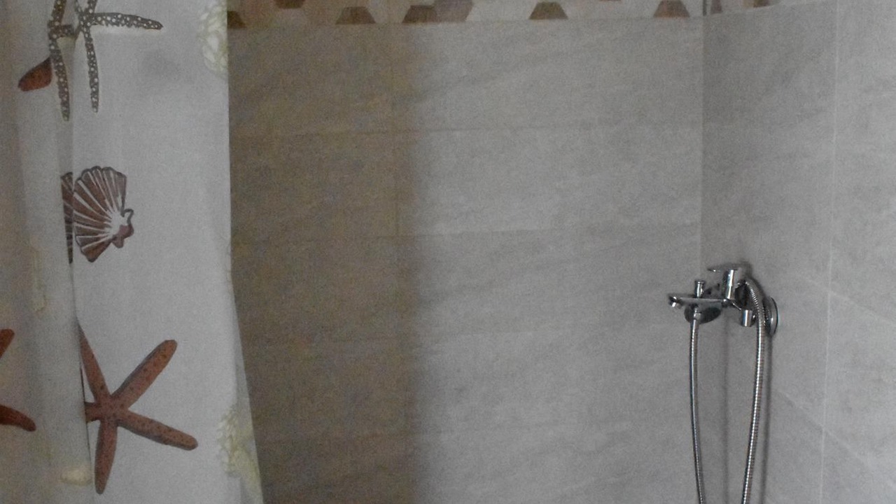 Photo of Bathroom in Ovrios