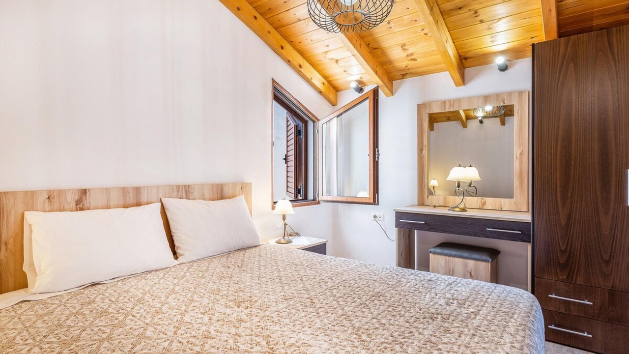 Photo of Bedroom in Platanias Town