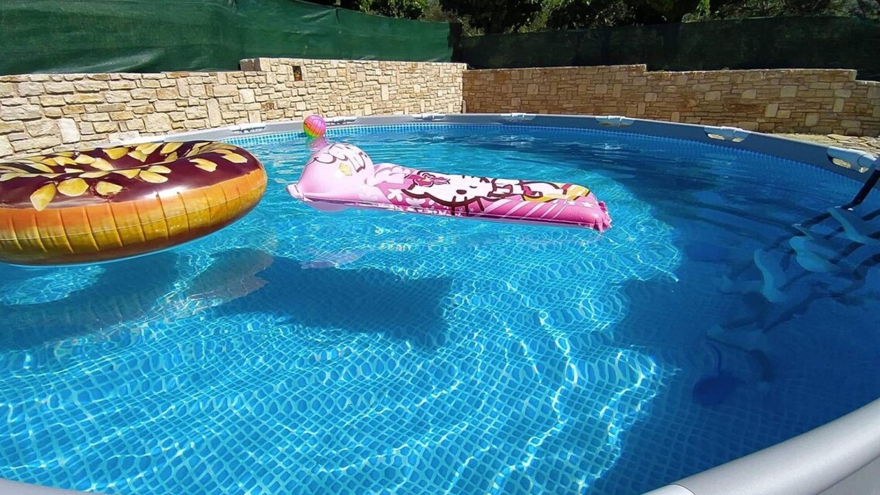 Photo of Outdoor in Pemonia