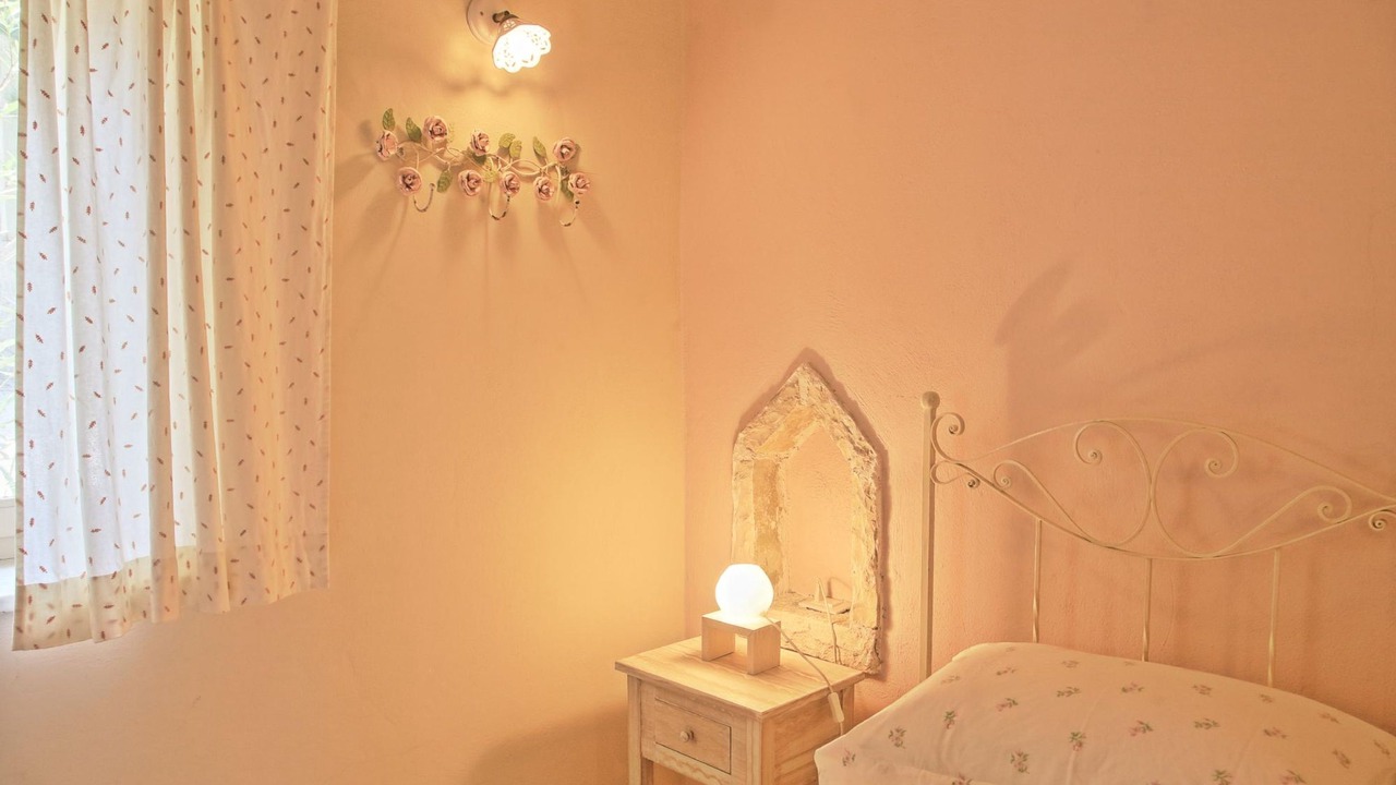 Photo of Bedroom in Katsimatika