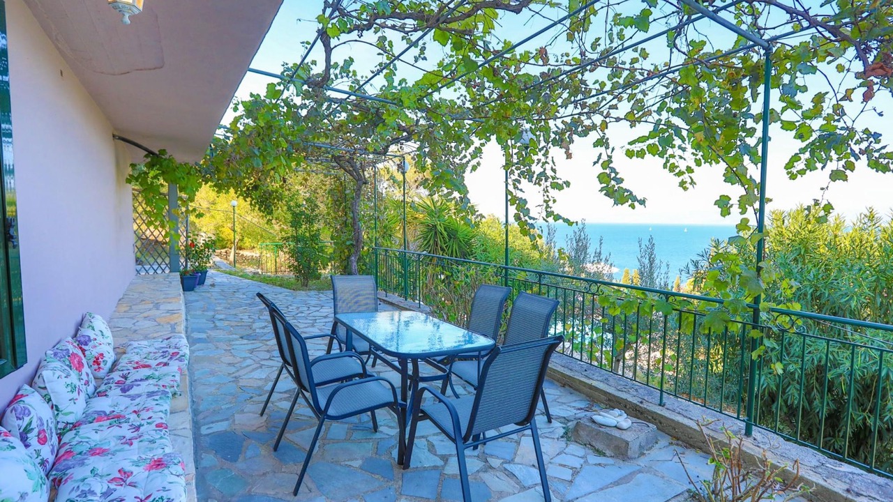 Photo of Outdoor in Koutsi