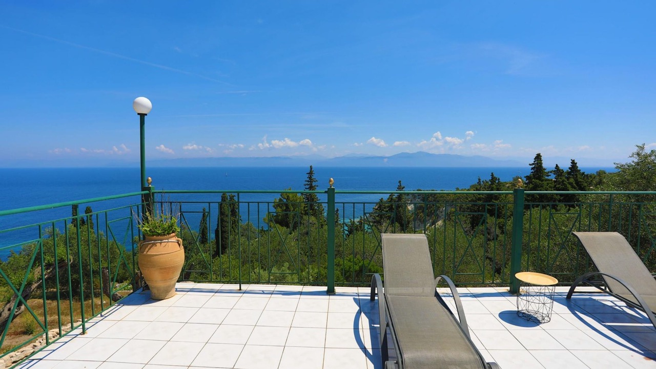 Photo of Patio Balcony in Koutsi