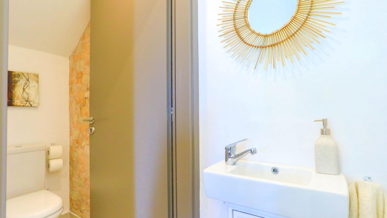 Photo of Bathroom in Agni