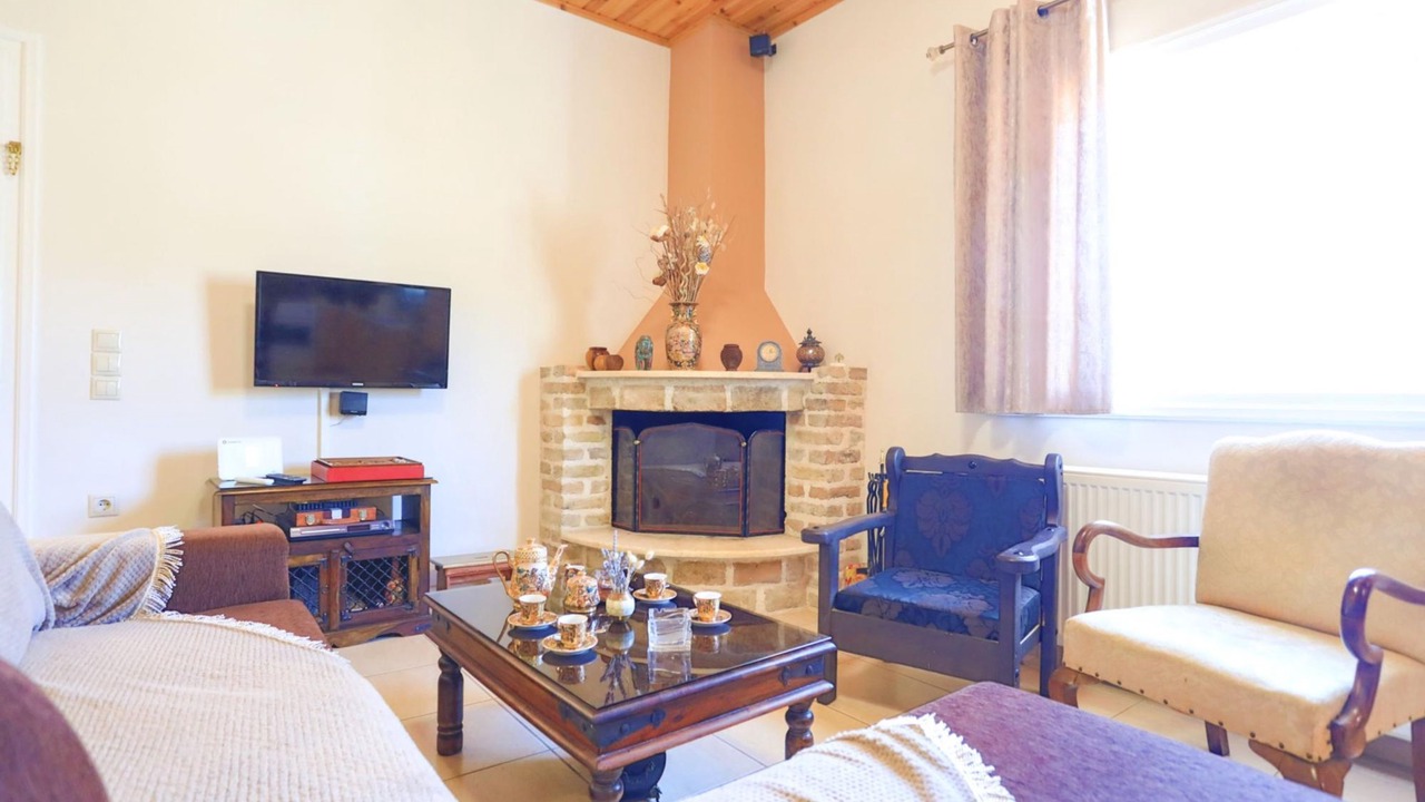 Photo of Livingroom in Petaleia