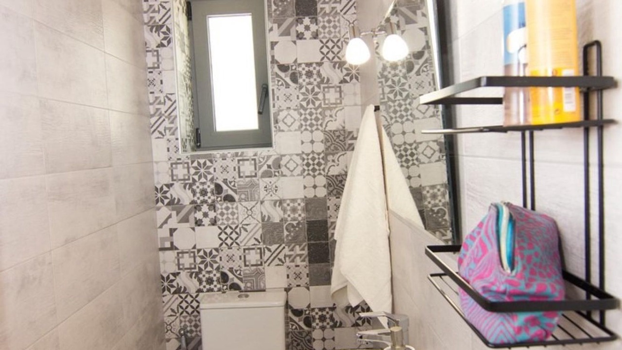 Photo of Bathroom in Lefktron