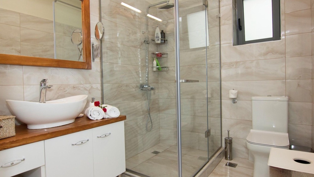Photo of Bathroom in Lefktron