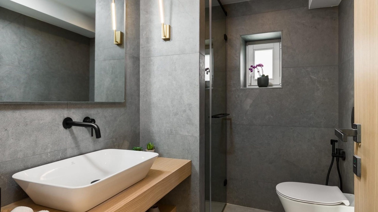 Photo of Bathroom in Old Town