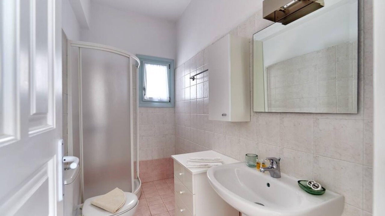 Photo of Bathroom in Paros
