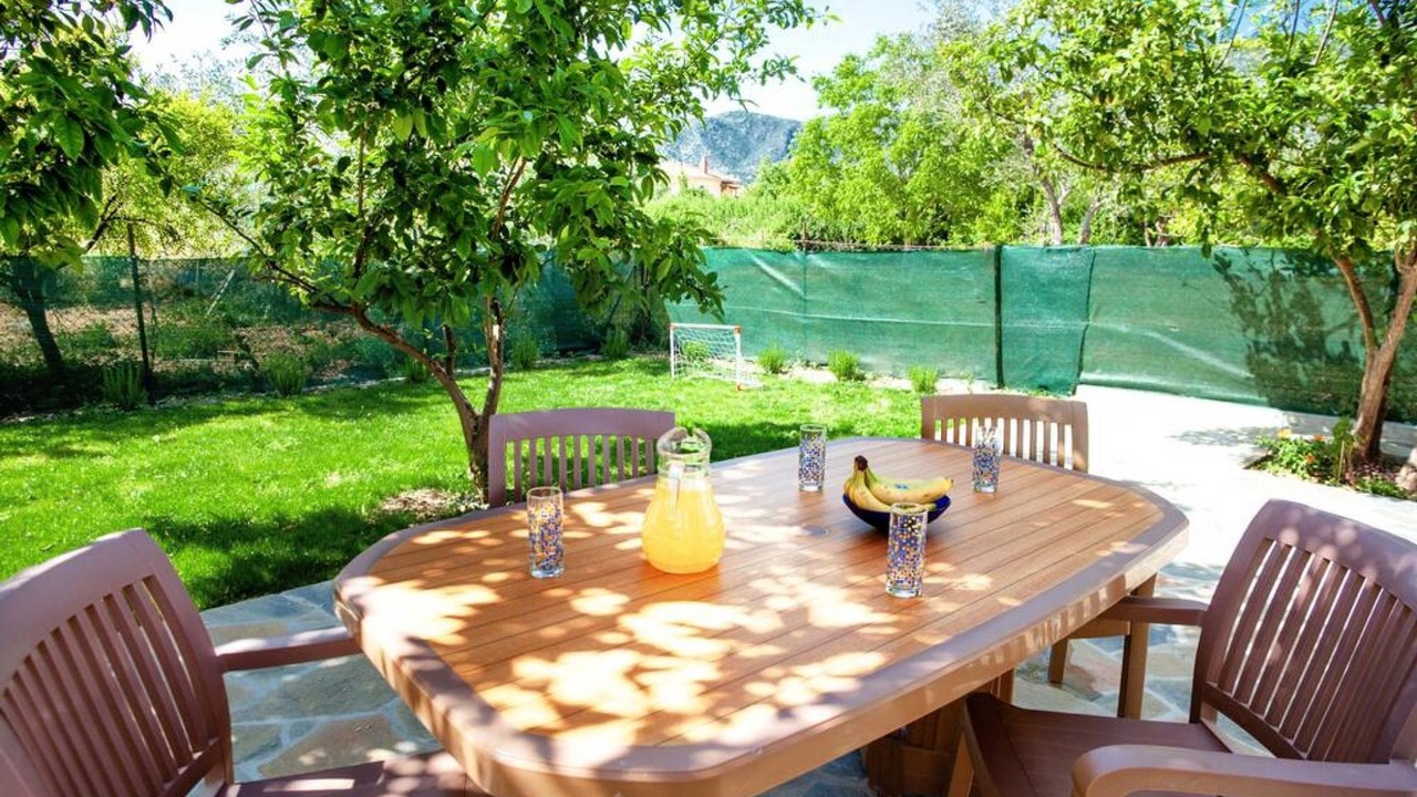 Photo of Outdoor in Artemida
