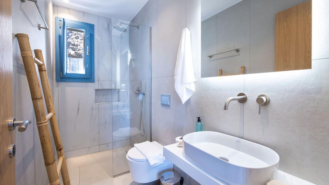 Photo of Bathroom in Kanalia