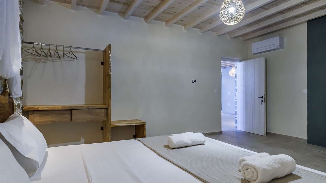 Photo of Bedroom in Glossa