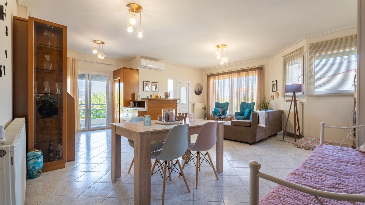 Photo of Livingroom in Nees Pagases