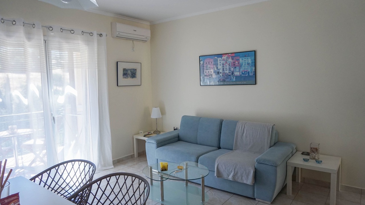 Photo of Livingroom in Dhrakata