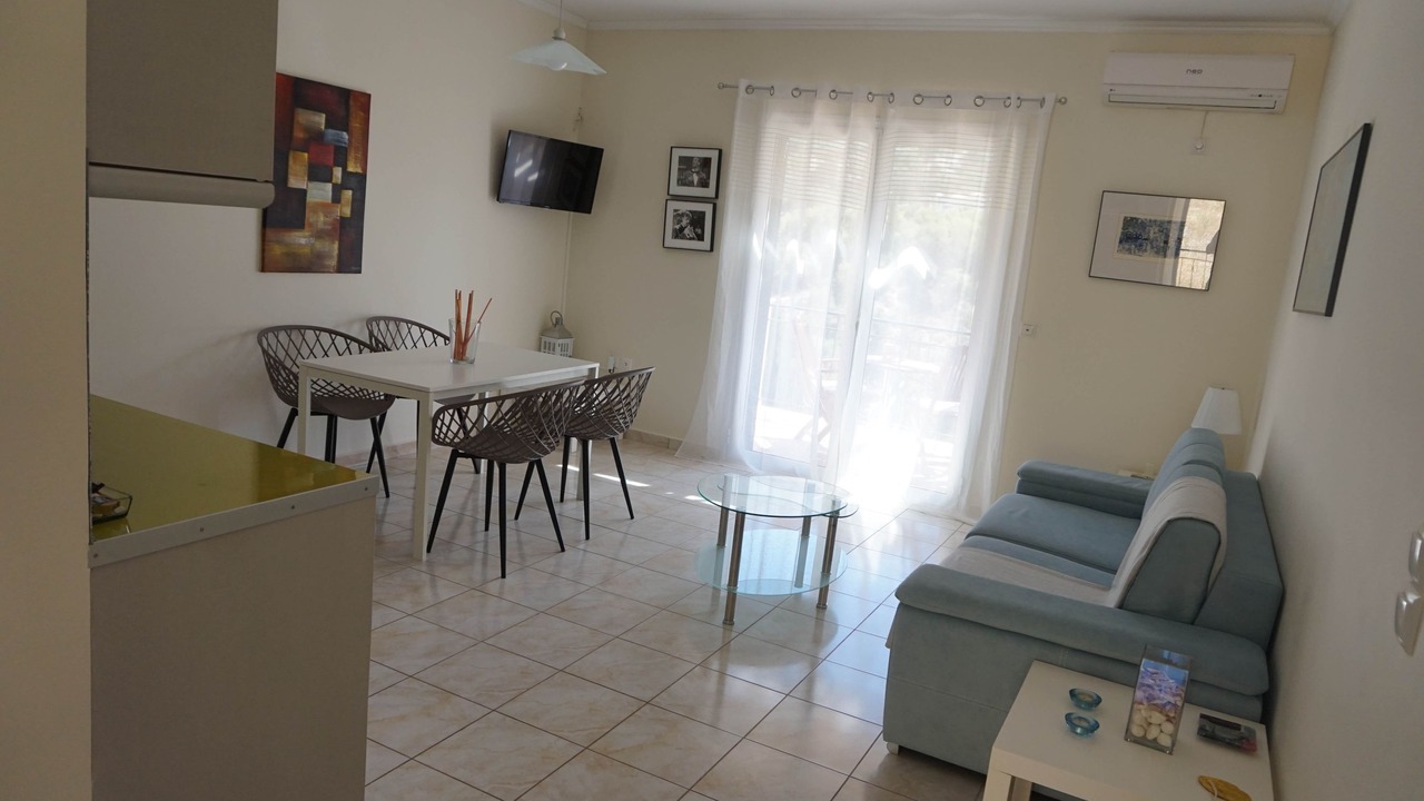 Photo of Livingroom in Dhrakata