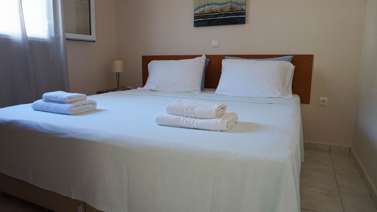 Photo of Bedroom in Dhrakata