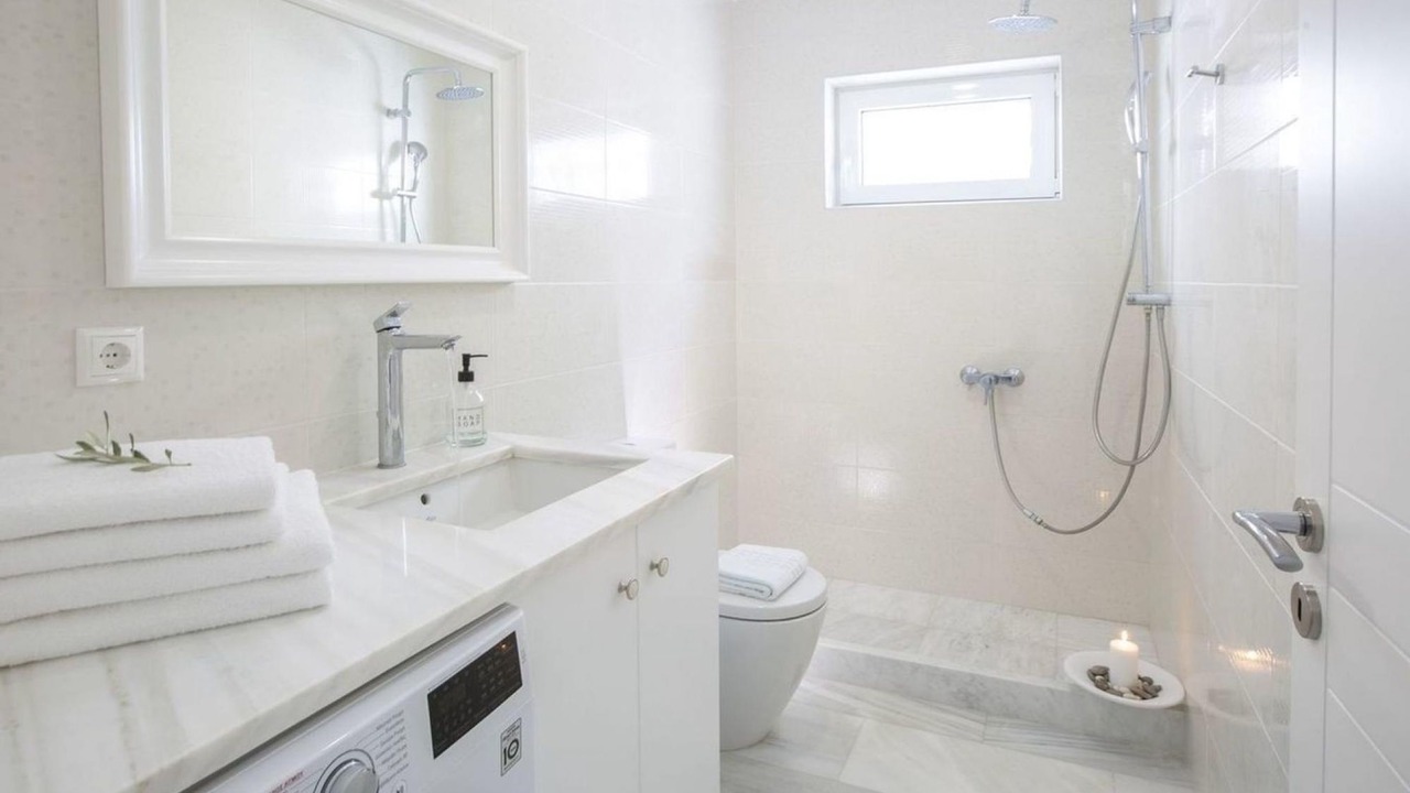 Photo of Bathroom in Katouna