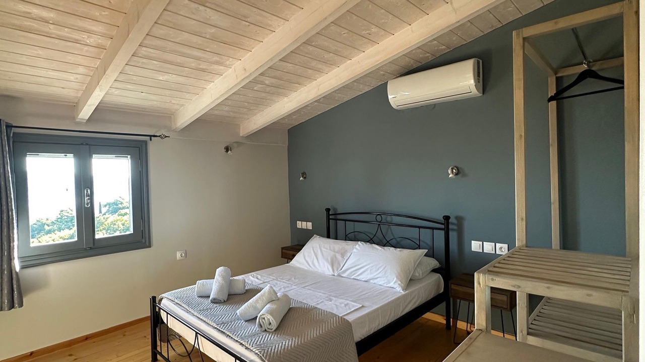 Photo of Bedroom in Frinion
