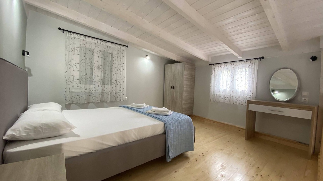 Photo of Bedroom in Frinion