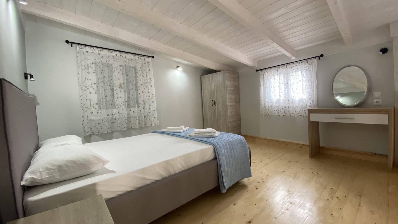 Photo of Bedroom in Frinion
