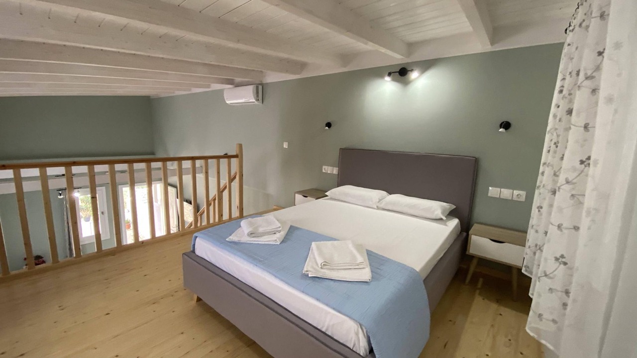 Photo of Bedroom in Frinion