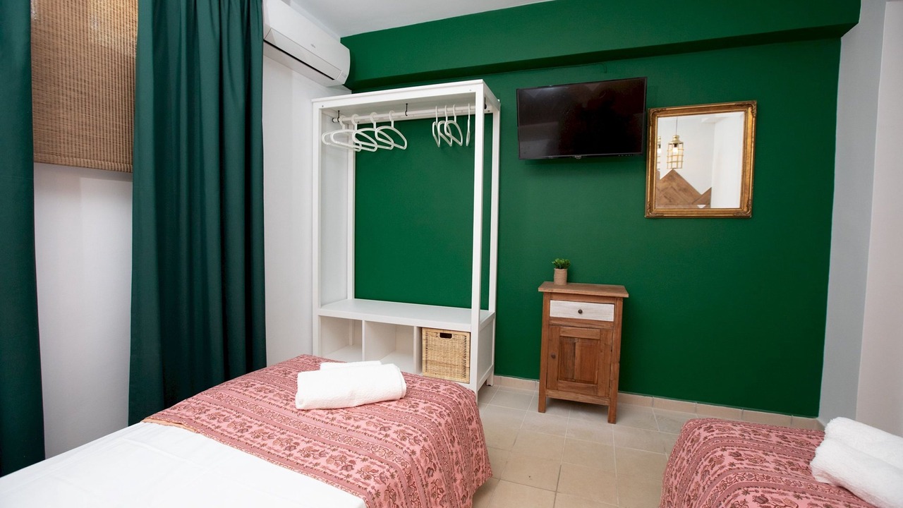 Photo of Bedroom in Tselendata
