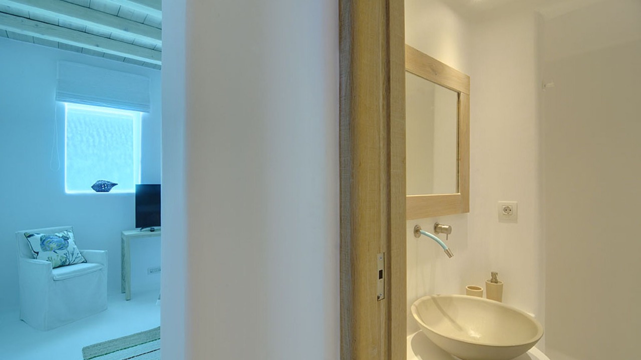 Photo of Bathroom in Agios Ioannis