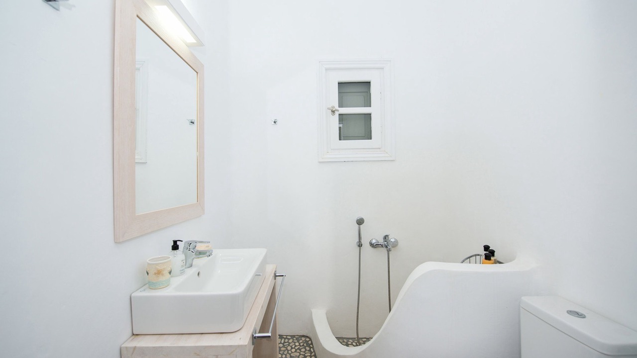 Photo of Bathroom in Kalafatis