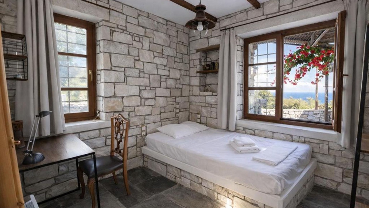 Photo of Bedroom in Pella Region