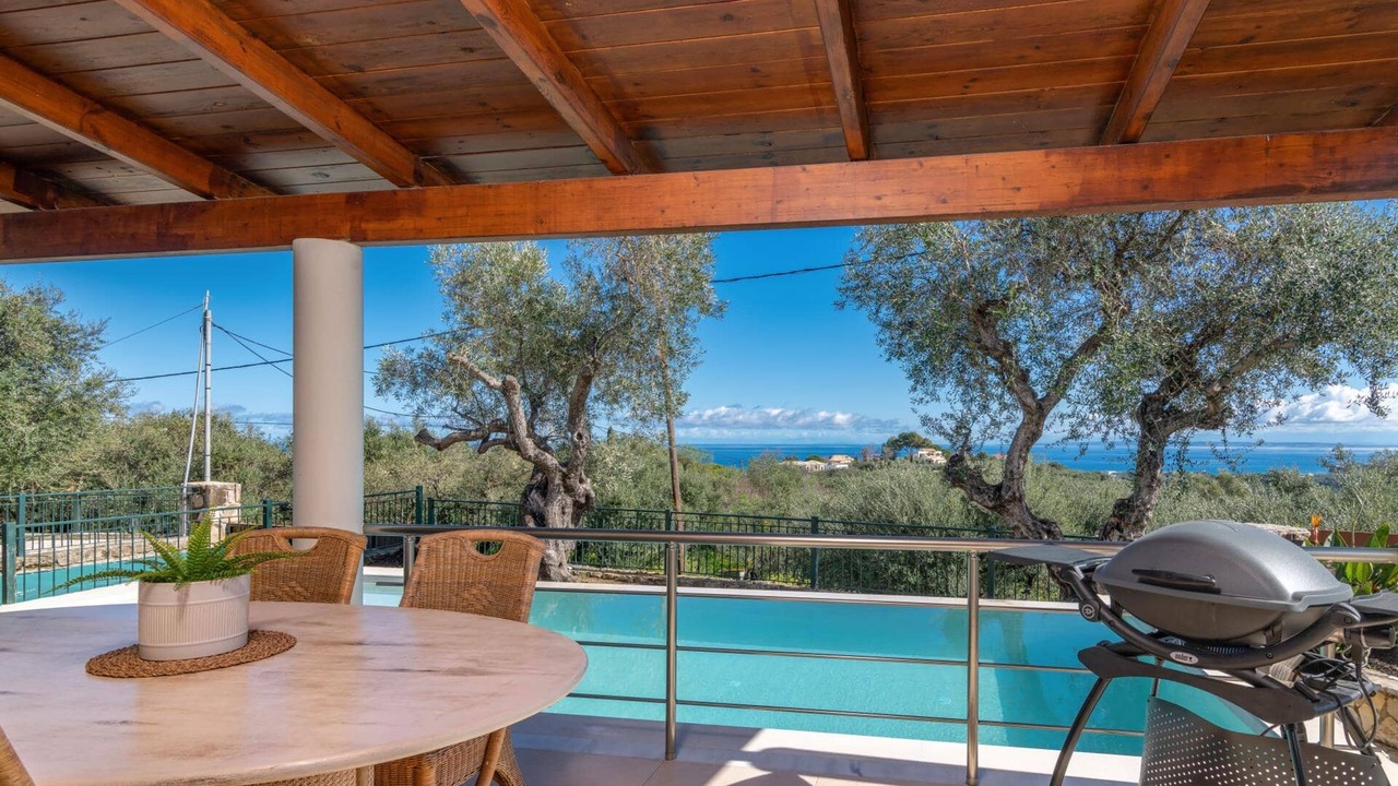 Photo of Outdoor in Tragaki