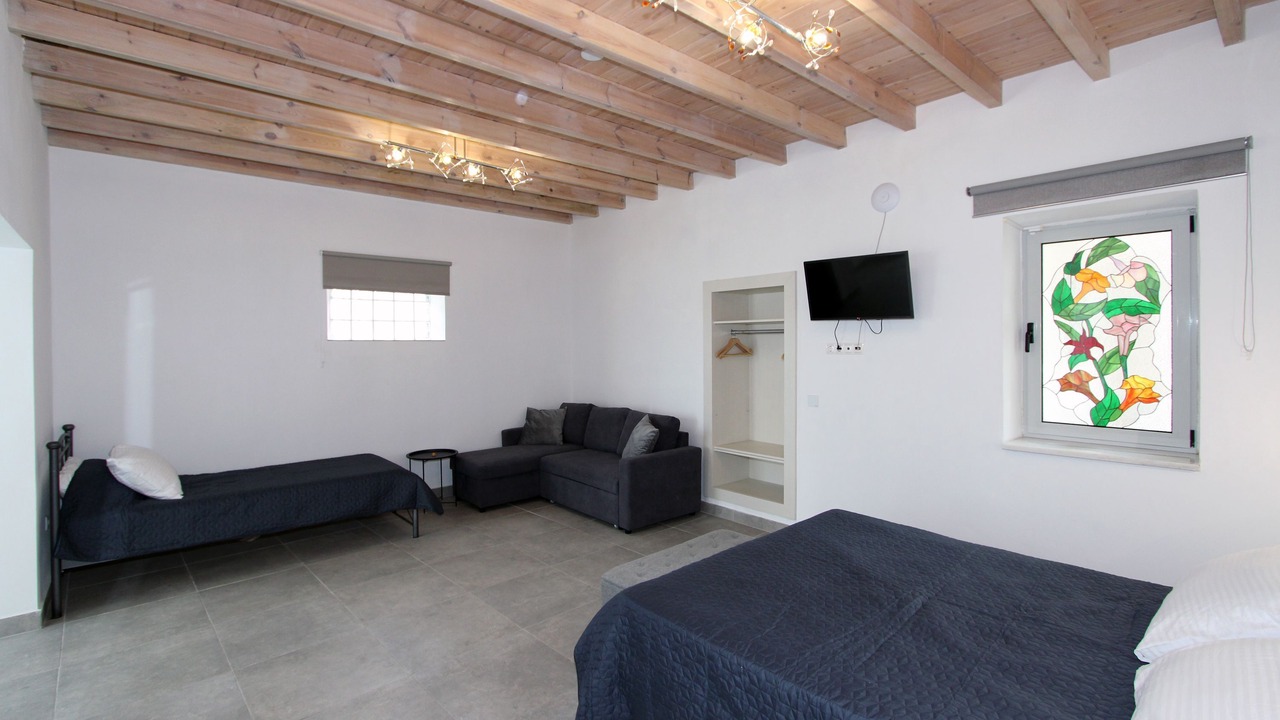 Photo of Bedroom in Ipsos