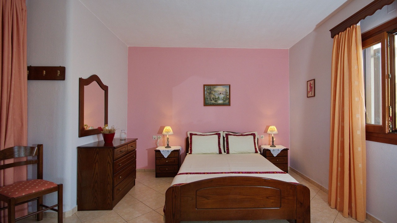 Photo of Bedroom in Votsi