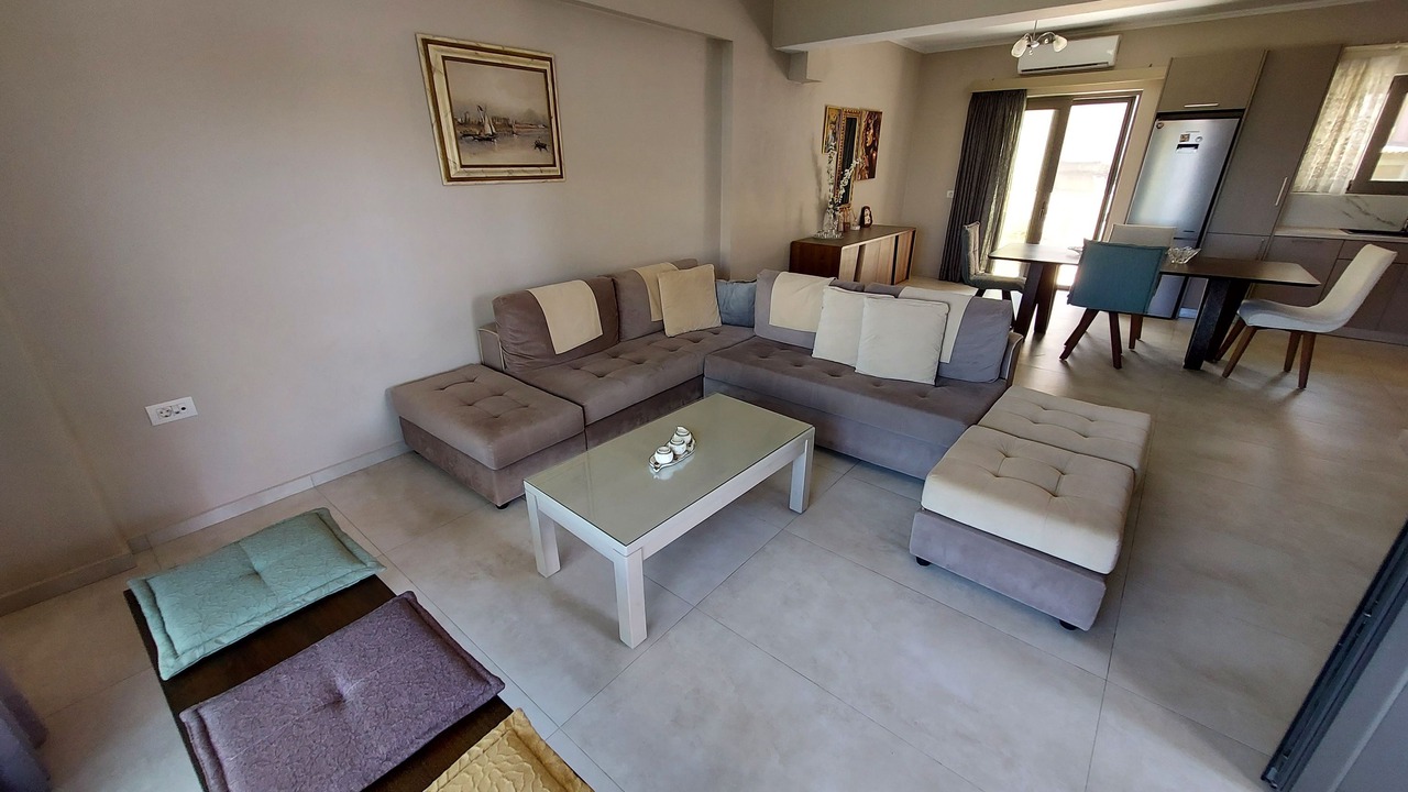 Photo of Livingroom in Platanes