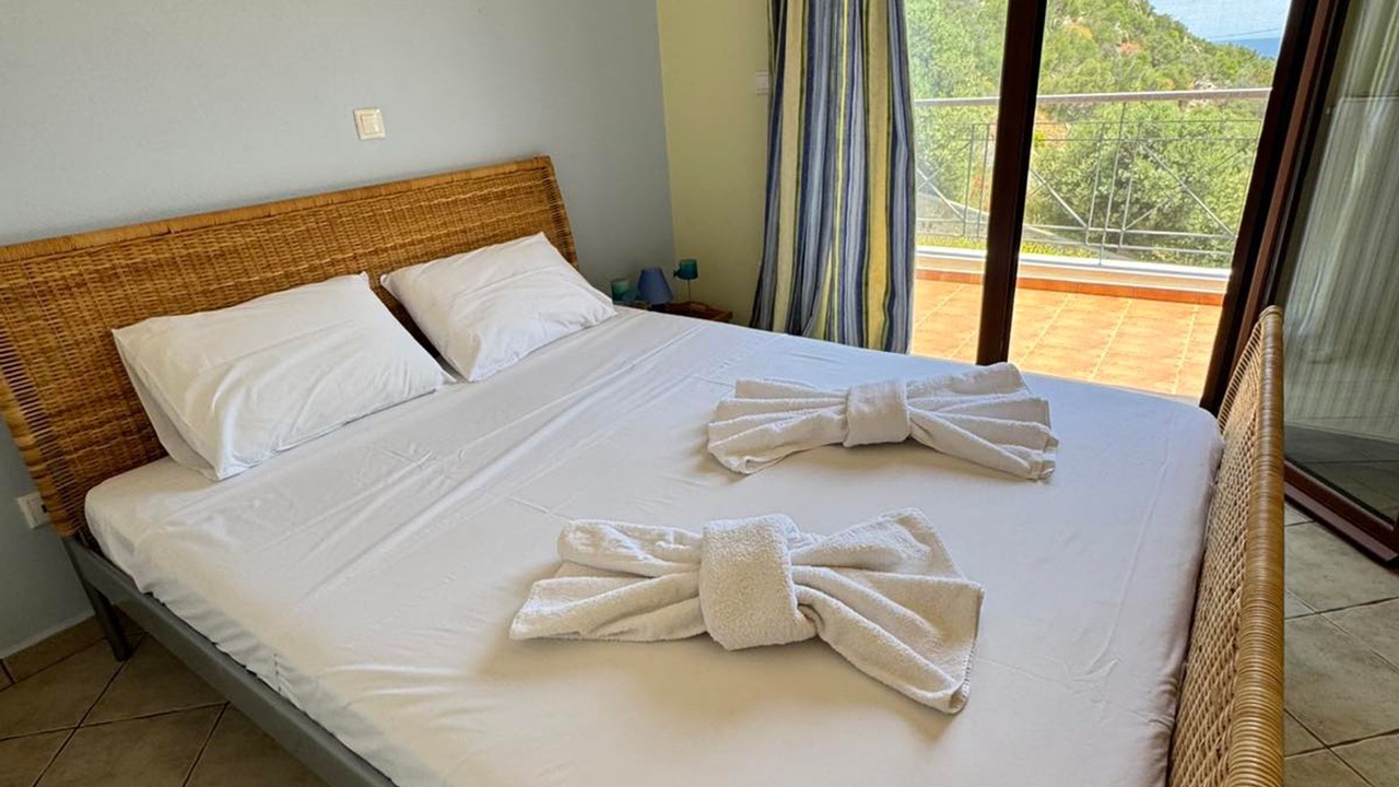 Photo of Bedroom in Steni Dirfyos