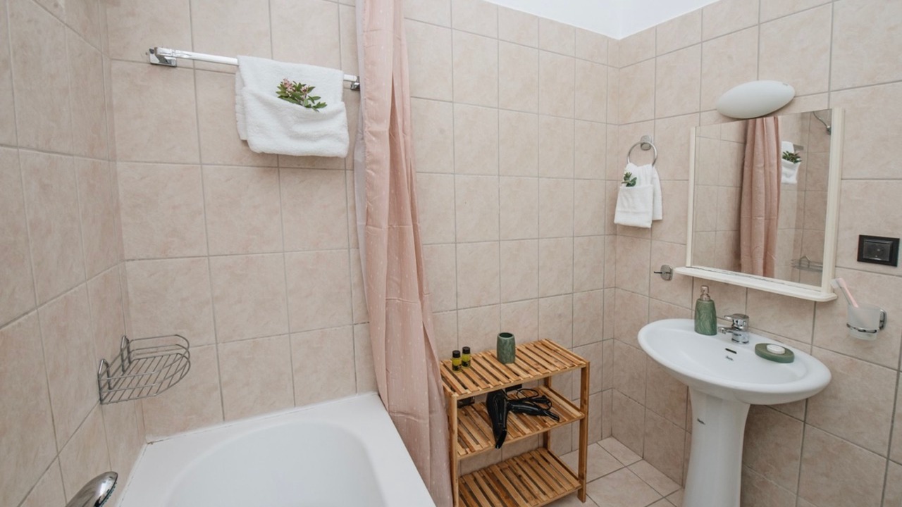 Photo of Bathroom in Perama