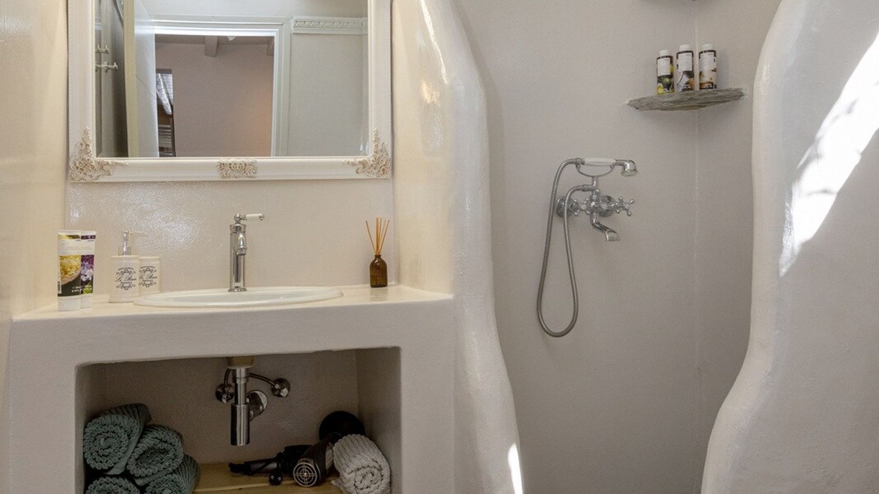 Photo of Bathroom in Tinos