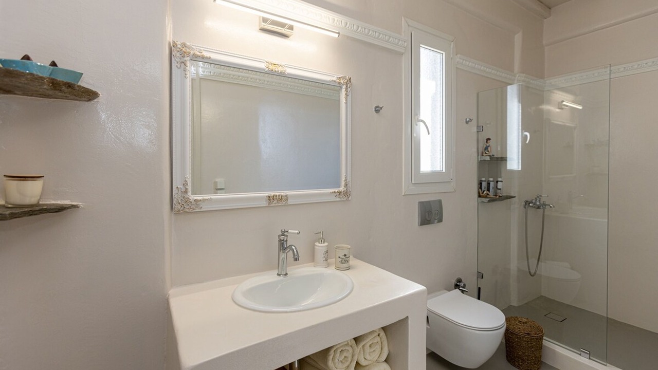 Photo of Bathroom in Tinos