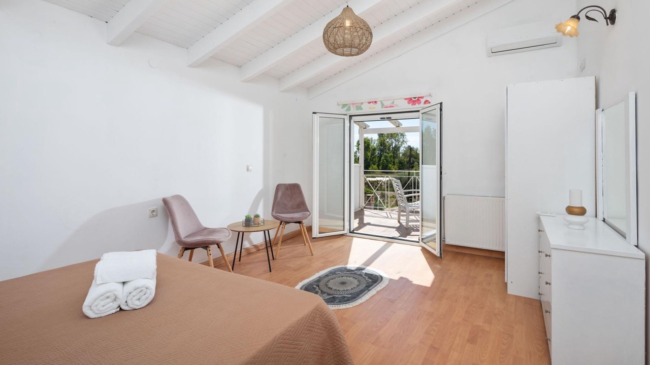 Photo of Bedroom in Chalikounas