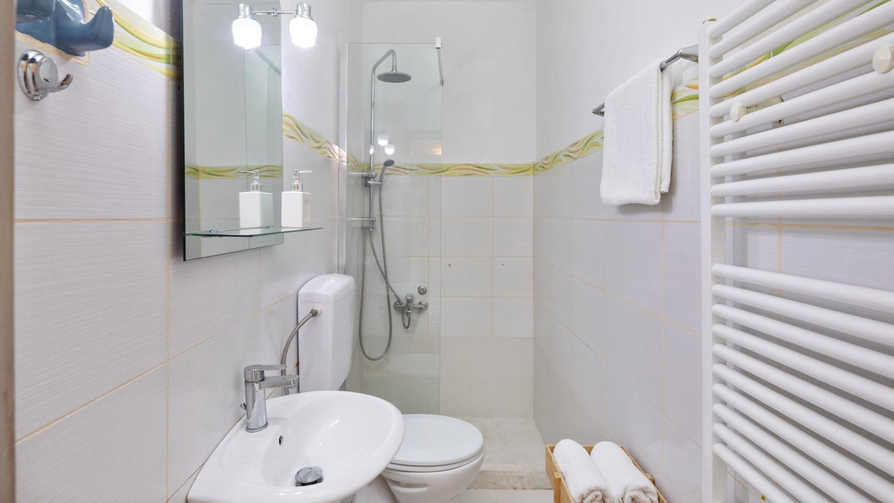 Photo of Bathroom in Chalikounas