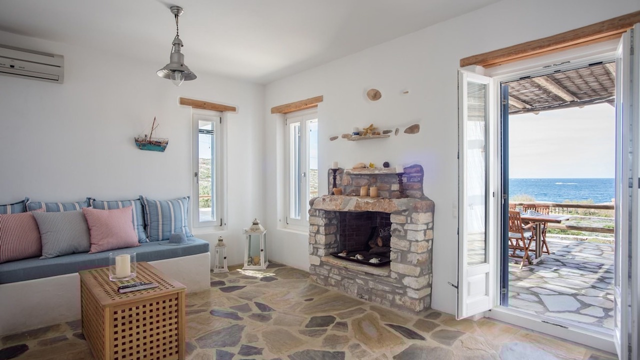 Photo of Livingroom in Parikia