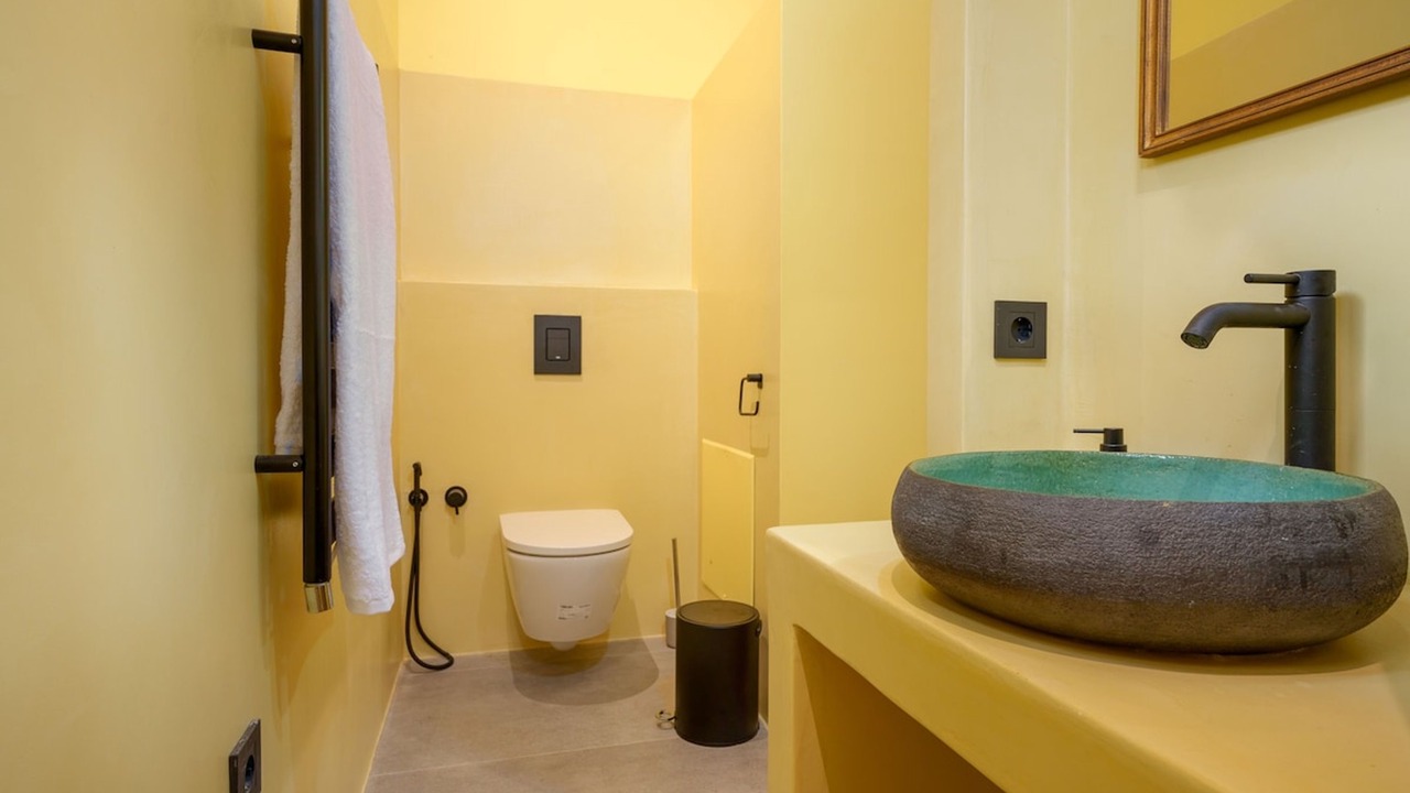 Photo of Bathroom in Kolaitis
